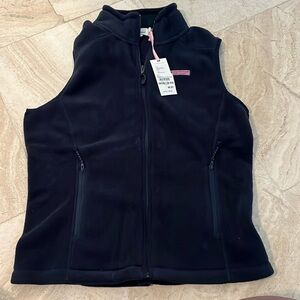 Vineyard vines, sleeveless vest
